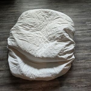 Full Size White Quilted Bedding Mattress Protector